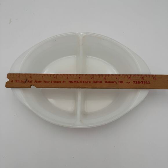 Vintage Pyrex Milk Glass Divided Dish - 1.5 Quart - Picture 4 of 8